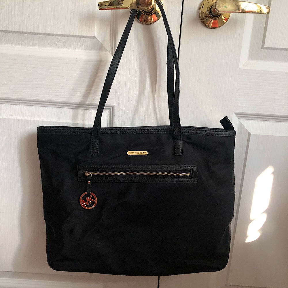 Michael Kors Tote